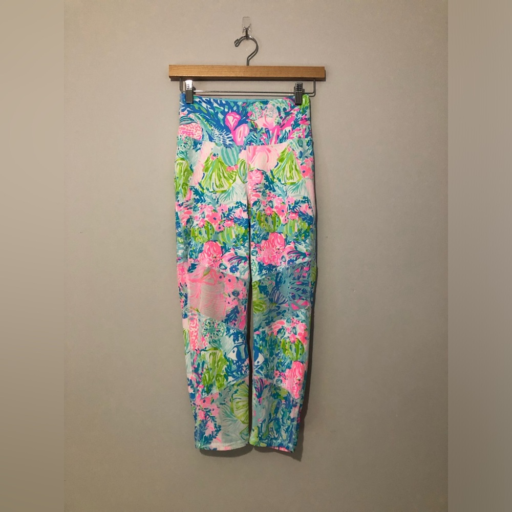Lily Pulitzer Luxletic Pink Blue Floral Activewear Capri Leggings Women’s XS